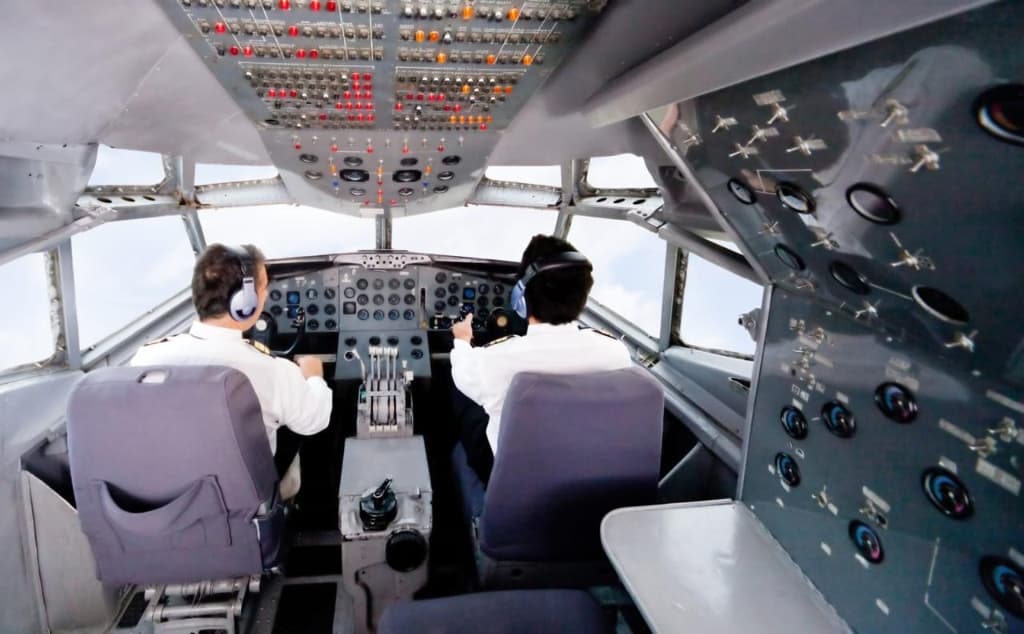 Cockpit flight training at Airborne Aviation